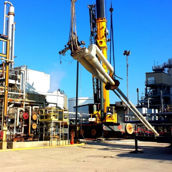 oil-rig-514035_1280